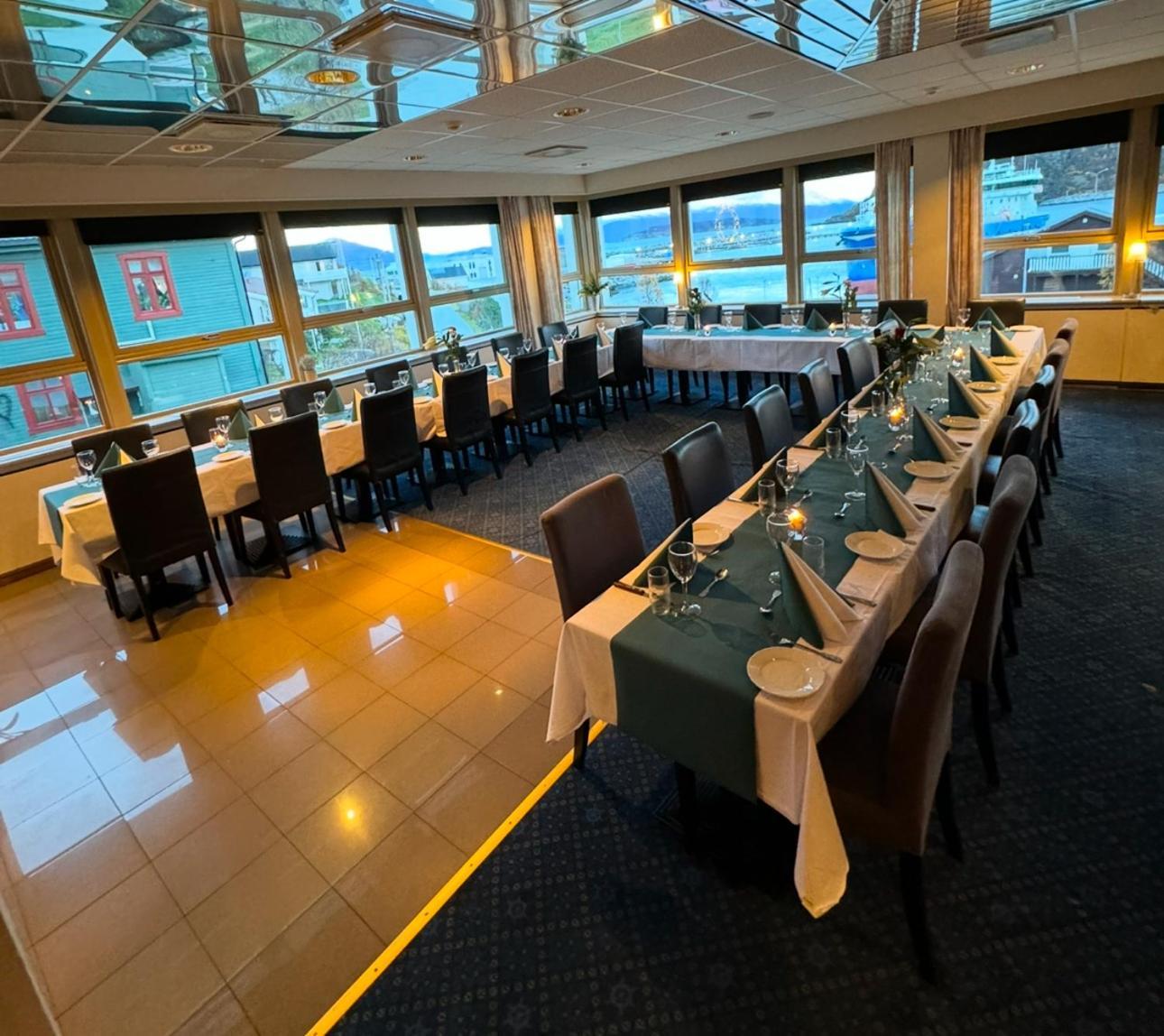Hotell Maritim Skjervoy Exterior foto